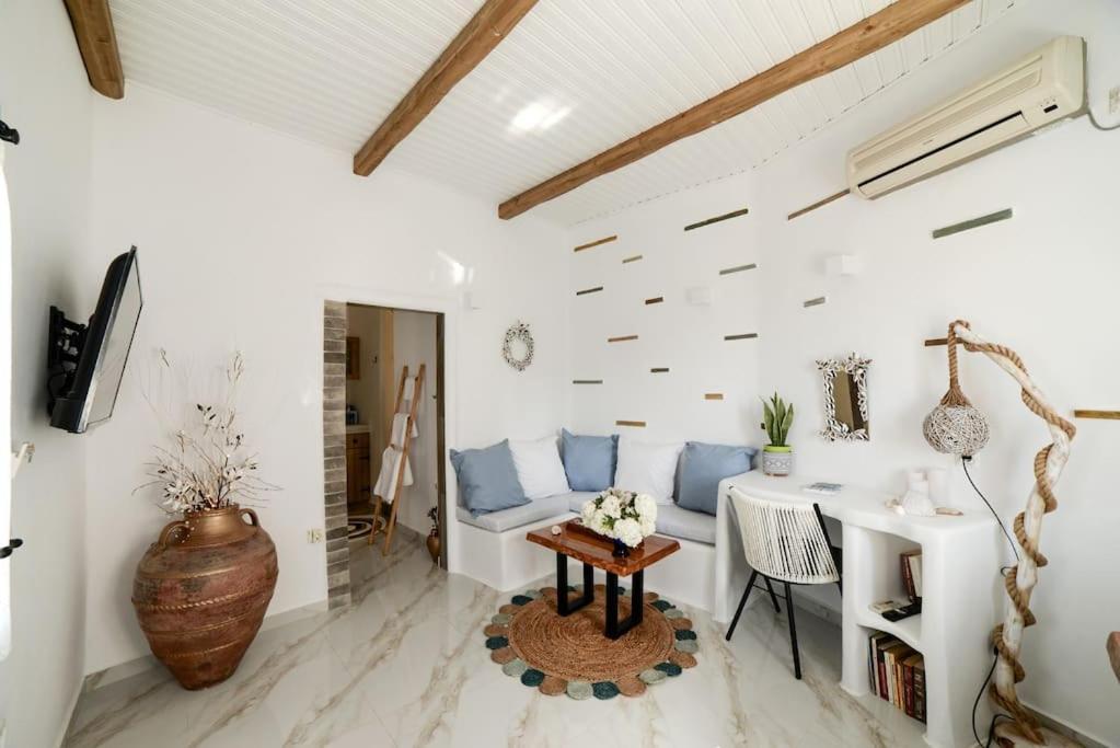 Ioulis Sunset Suite Elena מראה חיצוני תמונה